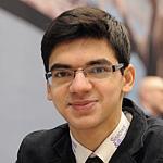 O site do Xadrez -6/35 Anish Giri País: Holanda Nasceu: Jun 28, 1994 Rating Junho 2014: 2752 Ranking: 14 Anish Giri é o número um júnior no ranking mundial da FIDE, posição que o jovem holandês ocupa