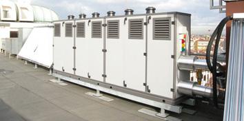 La necesidad de optimizar los tiempos y costes, tanto de mantenimiento como de instalación, nos ha llevado a un nuevo sistema de diseño: Las centrales térmicas de condensación para exteriores Eco Box.