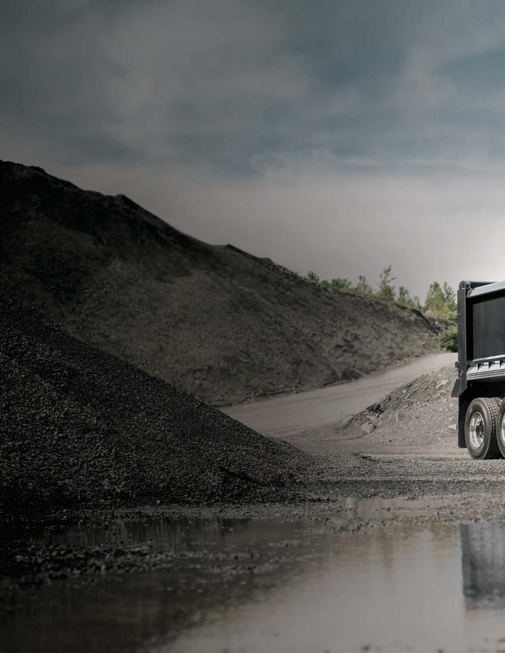 Granite Mack Granite son los cimientos de cualquier faena. Uno de los camiones más populares y probados.