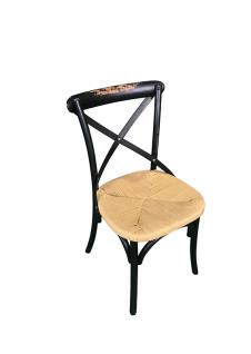 Contado: $1890 + IVA Silla Thonet Antique Silla estilo Thonet en madera con asiento liso.