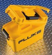 Fluke 353 de verdadero valor eficaz; las herramientas ideales para las mediciones de alta corriente con pinzas amperimétricas de hasta 2000 A.