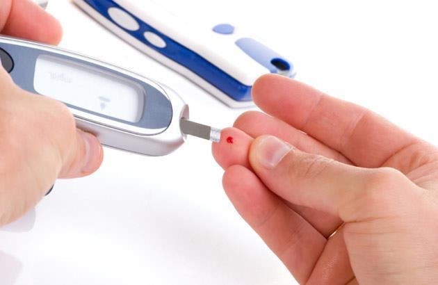 Diabetes es aquella situación en la que los niveles de azúcar (o glucosa) en la