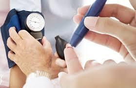 Diabéticos: 265 pacientes Atenciones realizadas para cada caso: