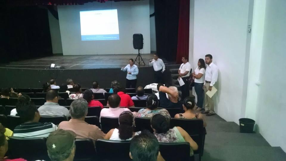 Reunión efectuada con Microempresarios del Municipio de Cárdenas bajo el tema: Convocatoria 4.