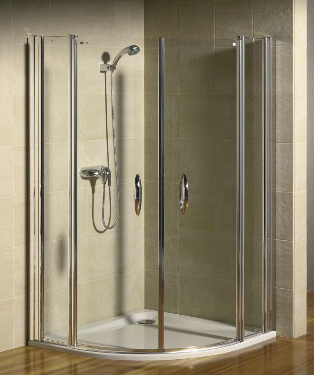 Mampara de rincón de 2 puertas batientes con 2 paneles fijos para plato de ducha. 4-part quadrant shower enclosure.