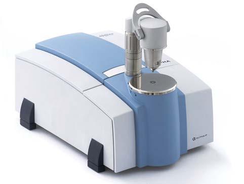 5 ALPHA Espectrofotómetro infrarrojo Análisis químico mediante la espectrometría IR aplicada hacia la posibilidad de determinar las sustancias desconocidas para identificar drogas, explosivos y