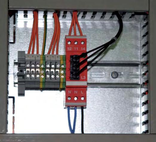 corriente DEHNsignal Módulo receptor para cable de ondas de luz ACCESORIOS PARA DESCARGADOR TIPO 1 EN 61010-1; EN 61010-1/A2 Indicación de funciones del aparato conectado para protección contra