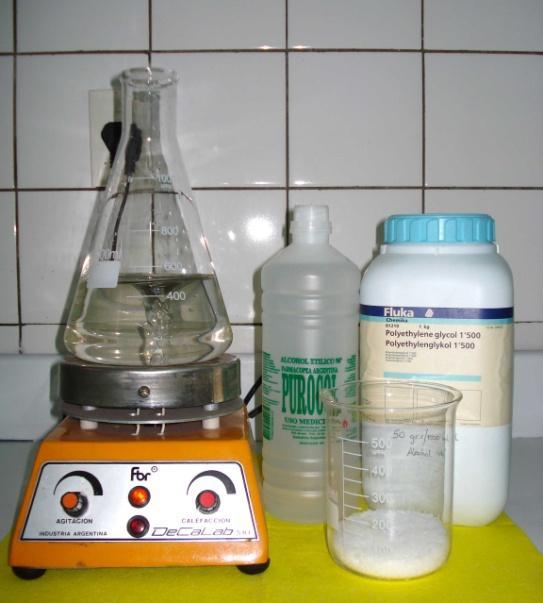 Solución de Saccomanno Sol. hidroalcohólica de polietilenglicol polietilenglicol (Fluka 81210) 40 gr. alcohol 96 526 ml. agua destilada 434 ml.