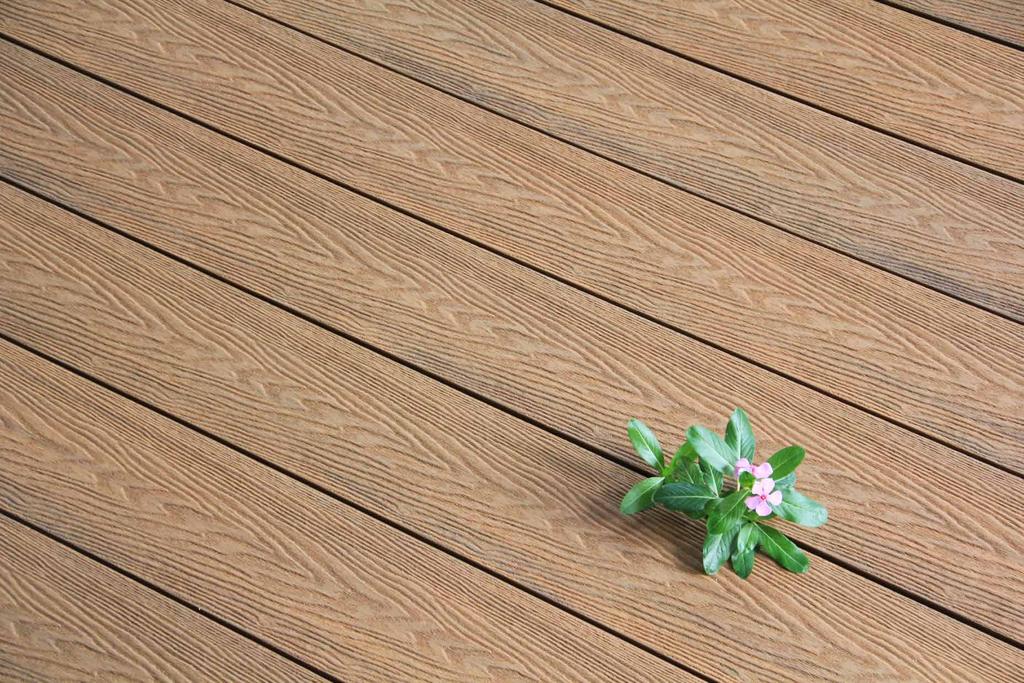 Rubber Deck Recomendado para áreas de alberca, residencial. Es el deck con más profunidad en la textura en el mercado.
