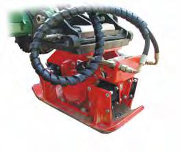 Compactador de arena El compactador de arena se usa para compactar la tierra y es sencillo de acoplar a la minicargadora AVANT.