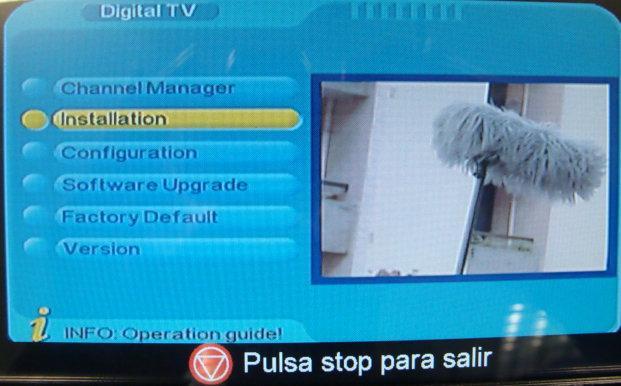 menú Digital TV y con las teclas (CANAL o ) baje hasta Installation.