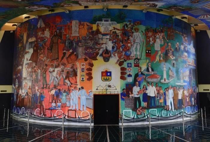 8 de octubre. Asistí a la sesión solemne por motivo del 42 aniversario como Estado Libre y Soberano de Quintana Roo.
