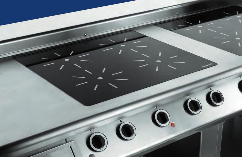 COCINAS DE INDUCCIÓN Y VITROCERÁMICAS En la gama System 700, Ambach ofrece vitrocerámica con tecnología de infrarrojos o cocinas de inducción.