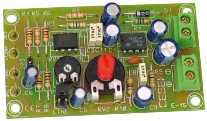 Amplificador de 5 W. Etapas de potencia de uno o dos canales y con alimentación según modelo. Salida indicada para altavoces de escritorio sin autoamplificación. E-2 mono 1 canal, 6/15VCC., 270 ma.