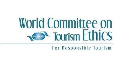 DESDE EL TURISMO COMPLETANDO EL CONCEPTO Preparado con motivo del Año Internacional del Turismo Sostenible para el Desarrollo, el folleto