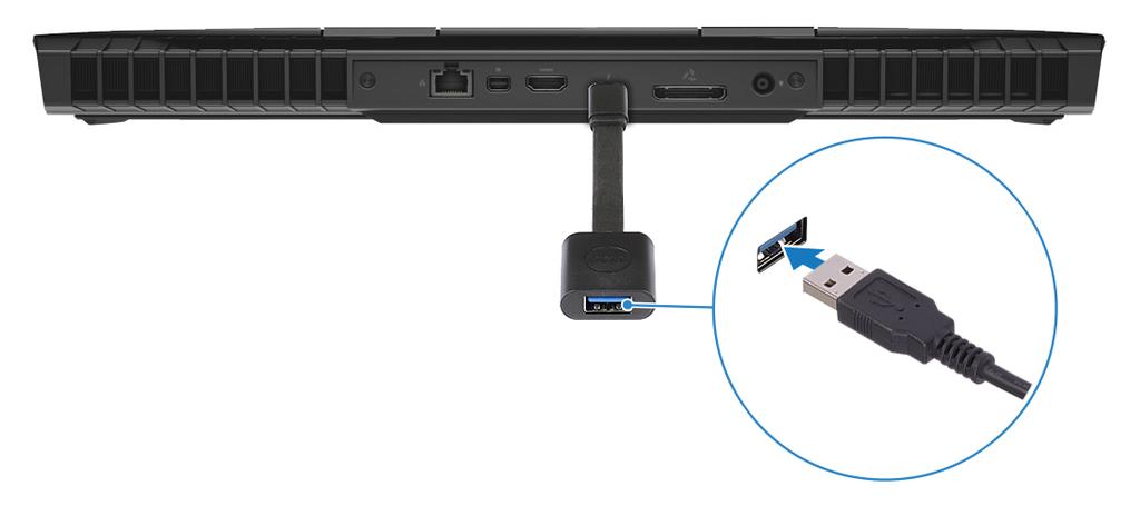 7 Conecte la controladora del XBOX en el puerto USB de tipo A de la llave USB.