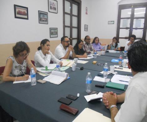 El pasado 27 de febrero se realizó en el salón del INEDH, una reunión de capacitación con el personal de la Comisión Ejecutiva de Atención a Víctimas (CEAV), impartida por el Mtro.