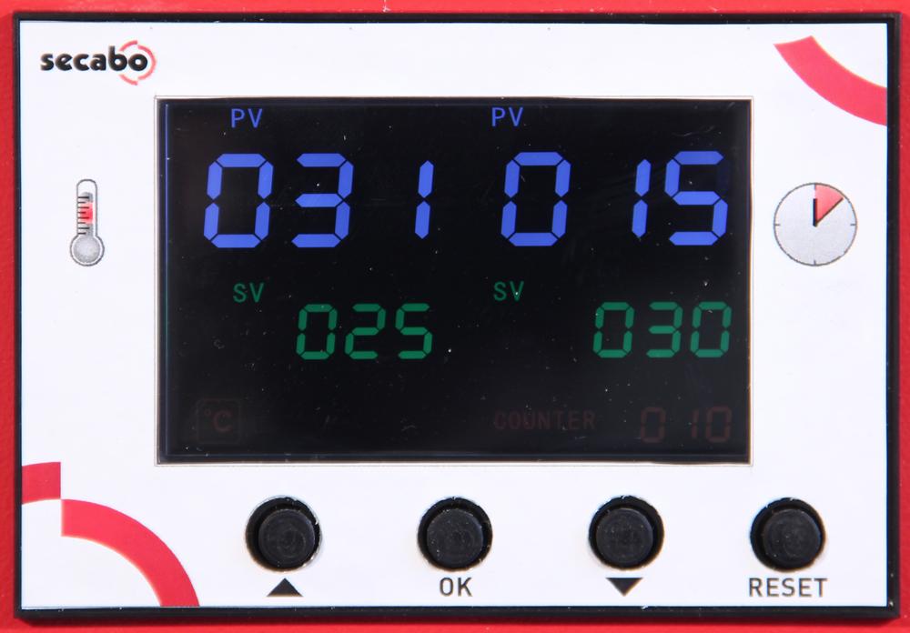 Controlador El controlador central permite manipular la temperatura deseada ( C o F) y la presión del tiempo en segundos.