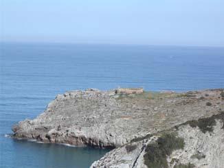 Ruinas de El Castillo o Fortín de Azkorriaga Gorliz formó parte del sistema defensivo compuesto por fuertes y baterías marítimas cuyo fin era defender el Señorío de