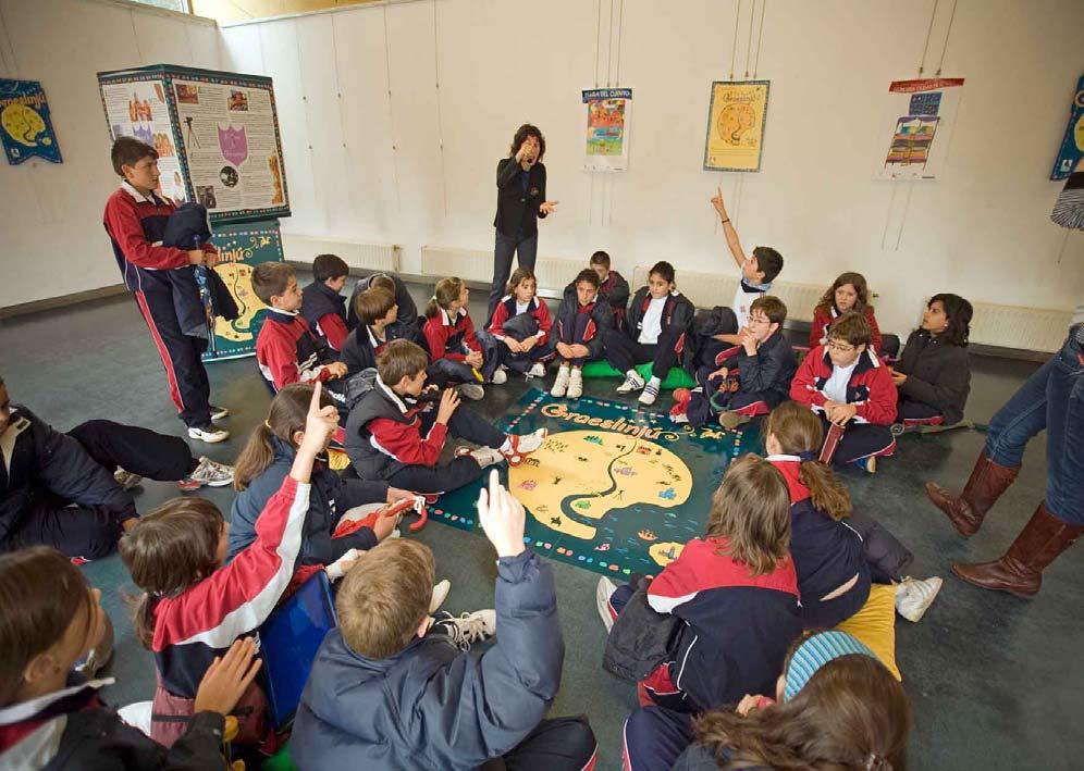 5. EXPOSICIÓN EL PAÍS DE GRAESLINJÚ Después de inaugurar El País de Graeslinjú el 24 de octubre de 2007, alrededor de 1.000 escolares de 2º y 3º ciclo de E.P.O. de todos los colegios de León visitaron dicha exposición.
