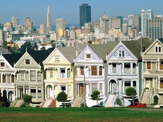 DESDE: 1.335 San Francisco es uno de los lugares más bellos de los EEUU, con sus empinadas colinas y vistas panorámicas de la bahía.