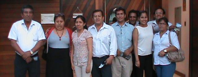GOBERNADOR DE MADRE DE DIOS VISITA COMPLEJO ARTESANAL DE SAN JUAN BAUTISTA GORE Loreto muestra adelanto de su participación en Expo Amazónica Madre de Dios 2015.