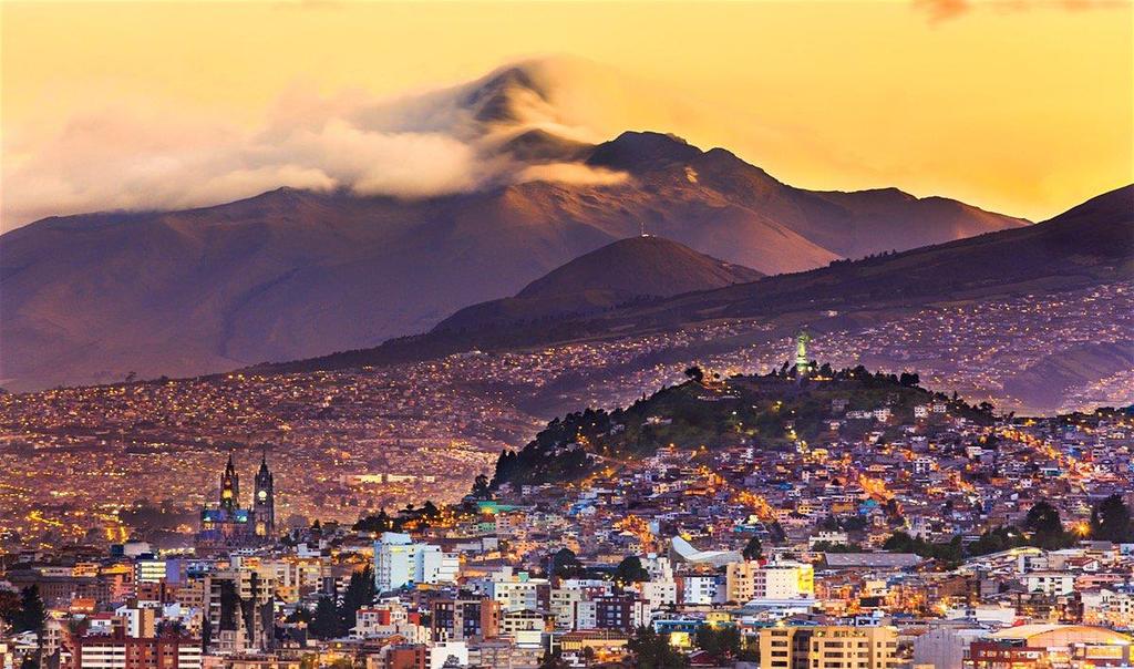 Quito CONTEXTO Población: 2 800.