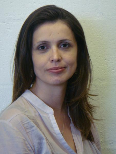 2013: Ana Maria Oliveira, Universidad de Brasilia MD, Brasil Categoría Clínica Estudios de la respuesta