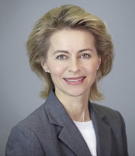 Ursula Von Der Leyen Ministra de Trabajo de Alemania «Los países necesitan un sistema moderno de Formación Profesional.