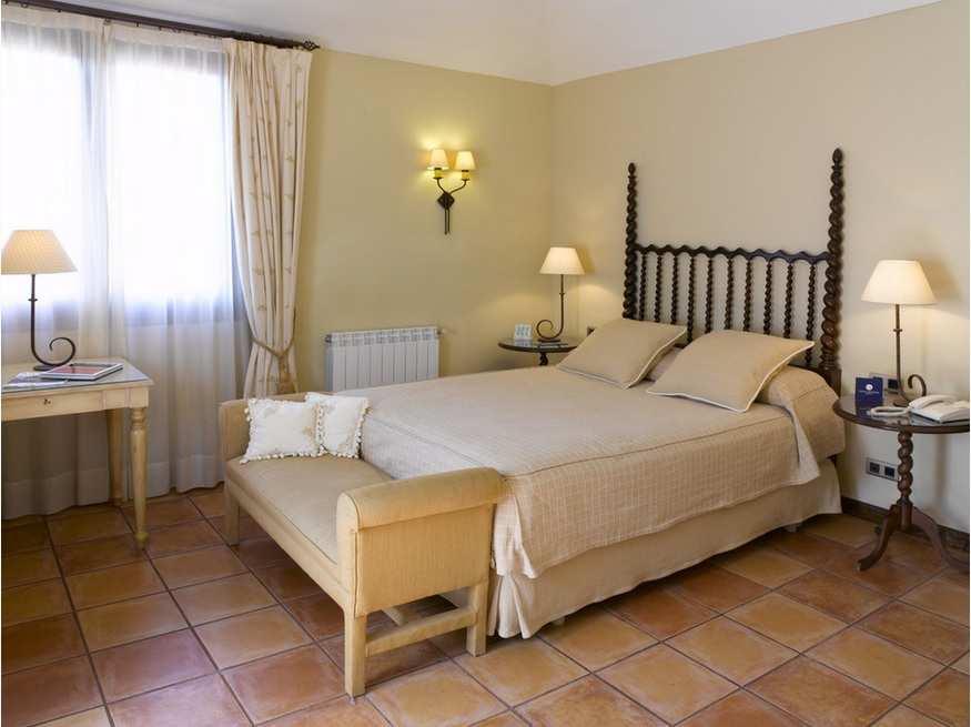 Sitges - España Junio - Diciembre 2016 Gran Hotel Rey Don