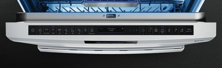 Los nuevos lavavajillas iq700 con display TFT junto al panel interior oculto touchcontrol con textos e imágenes, mejoran considerablemente la experiencia del usuario con una estética