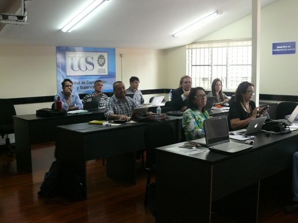 en Costa Rica, a cargo de National Center for State Courts en estrecha coordinación con la Unidad de Capacitación y Supervisión, cuyo objetivo general es desarrollar las competencias necesarias para
