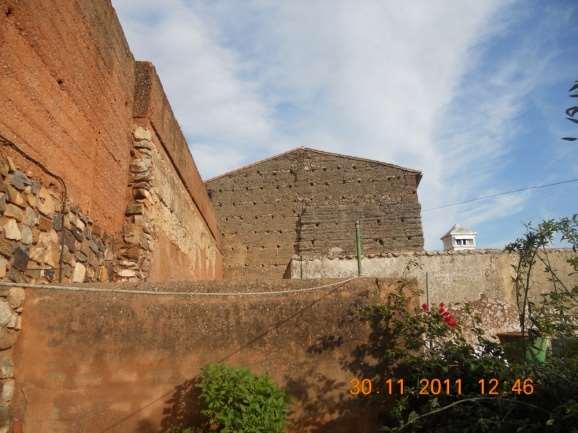 de Cáceres Figura 6: detalle de las terrazas y edificaciones adosadas a la torre de la calle Caleros Fuente: Excmo. Ayto.