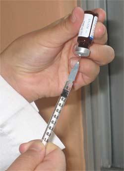 7.6.- Procedimiento: Determinar Recién Nacidos que deben ser vacunados. Calcular número de frascos necesarios (rendimiento 5-6 dosis/frasco). Lavado clínico de manos.