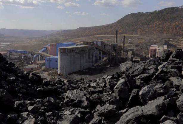 una mina de carbón en una enorme batería