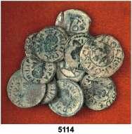 MONARQUÍA ESPAÑOLA F 5114 Lote de 11 diners de la época de los Austrias. A examinar. BC-/MBC-. Est. 80........ 60, F 5115 Lote de 15 monedas de 1/2 real. A examinar. BC/MBC. Est. 200.