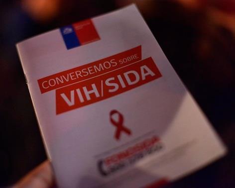 9. Lee la siguiente noticia y contesta las preguntas 11 Abril de 2018 Corporación Sida Chile por aumento de VIH: Estamos pagando la suspensión de la educación sexual en colegios El presidente del