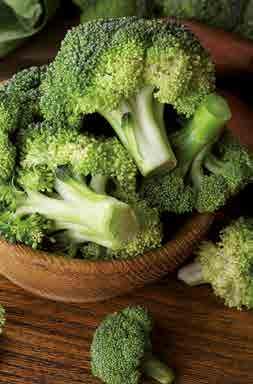 Verduras y ensaladas Brócoli, p.p. Bolsa 2,5 kg., Caja 4 bolsas Ingredientes: Brócoli.