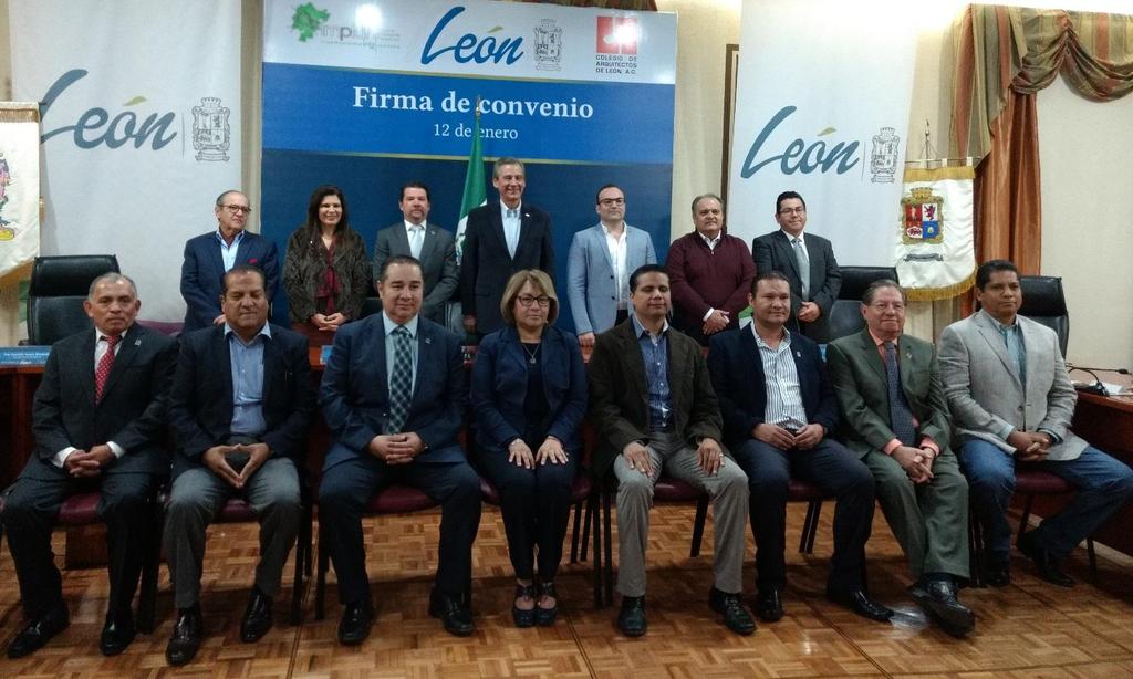 Firma de convenio con el Colegio de Arquitectos Objetivo: Establecer una agenda común en favor del ordenamiento territorial y ecológico de León, generar políticas públicas en temas de planeación