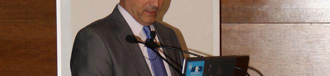 profesionales. En la continuación del evento profesional, D. Arturo Casinos Garcés, Vicepresidente Segundo de FETTAF presentó el acuerdo con AECA del Experto contable acreditado. El ponente D.