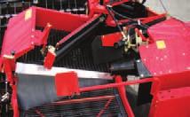 la cinta seleccionadora o desde el asiento del conductor en el tractor. El ajuste mecánico de la inclinación permite la adaptación a la cosecha y a las condiciones del terreno.