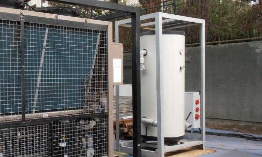 S 500 L - 1.000 L FRÍO Y CALOR El acumulador de agua refrigerada ha sido proyectado para ser colocado en las instalaciones de refrigeración al objeto de aumentar la inercia térmica.