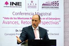 Al inicio se encontraban en el presídium el Consejero Presidente del Instituto Nacional Electoral, doctor Lorenzo Córdova Vianello, el Consejero Presidente del Instituto Electoral del Estado de