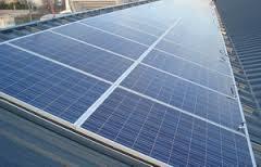 13. Descripción general del proyecto El proyecto consiste en la instalación en un techo de tres grupos de módulos solares fotovoltaicos sobre estructura metálica que debe ir anclada a