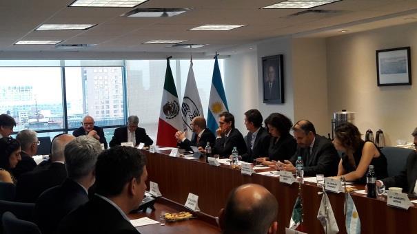 Actividad: Reunión con el Consejero de la Embajada de Brasil en México Fecha: 16 de Agosto Descripción: El 16 de agosto se llevó a cabo una reunión del Director de la