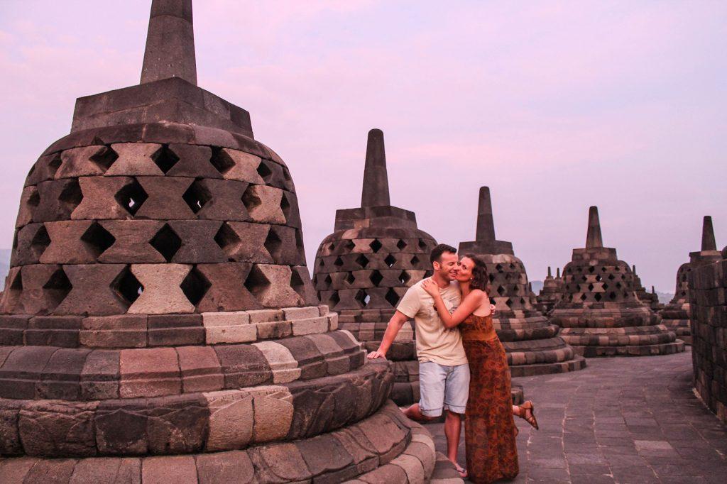 Dedicaremos un post entero al templo Borobudur, donde os contaremos nuestra experiencia, las diferentes entradas y formas de llegar.