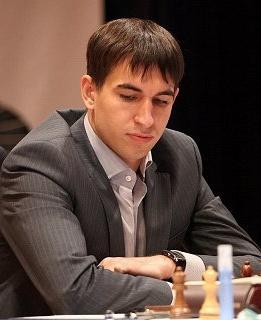 O site do Xadrez - 1/5 La final del Copa del Mundo Kramnik gana la Copa del Mundo 2013 Dmitry Andreikin RUS - ELO 2716 Vladimir Kramnik RUS - ELO 2784 Vladimir Kramnik tenía el