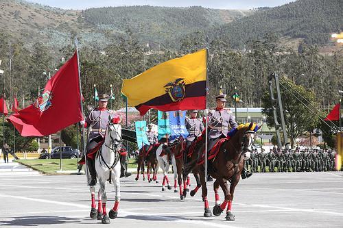 209 AÑOS DEL PRIMER GRITO DE INDEPENDENCIA Quito, agosto 09 / 2018 Estimadas autoridades civiles y militares.