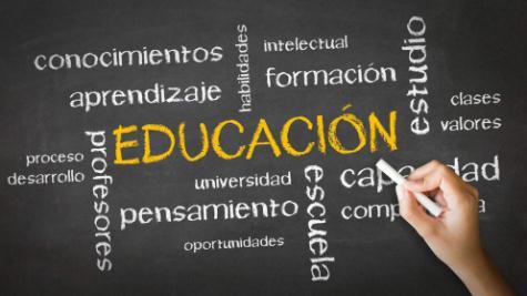 La educación reduce la informalidad Venezuela. Porcentaje de ocupados de 15 años y más por sector económico formal e informal según escolaridad alcanzada.