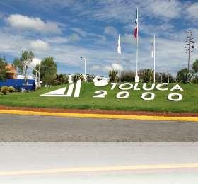 Parque Toluca 2000 Fuente: Delegación Federal en Toluca, julio 2016 El Producto Interno Bruto (PIB) del Estado de México en 2016 representó 8.